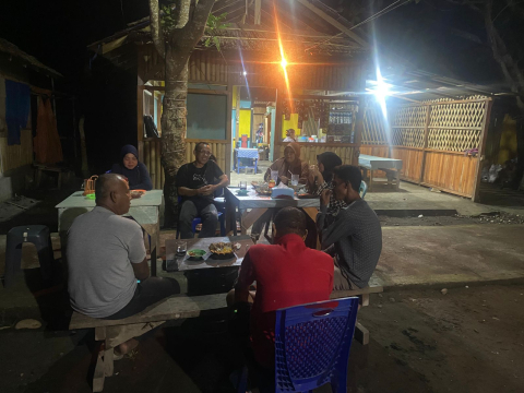 Diskusi Publik
